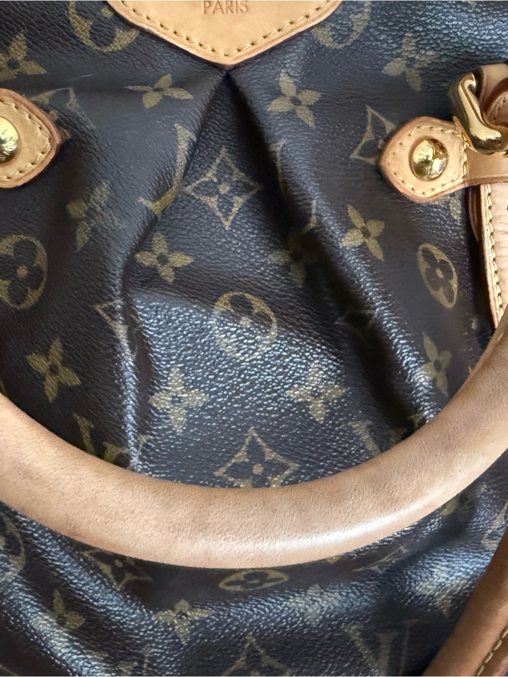 Louis Vuitton Tivoli GM Monogram Canvas Satchel with Natural Vachetta Handle - Picture 4 of 14